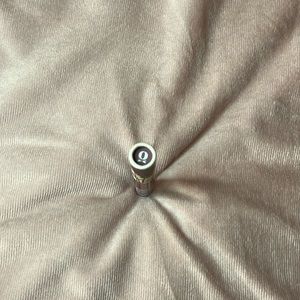 Starlight by noyah lip gloss shade : work/life